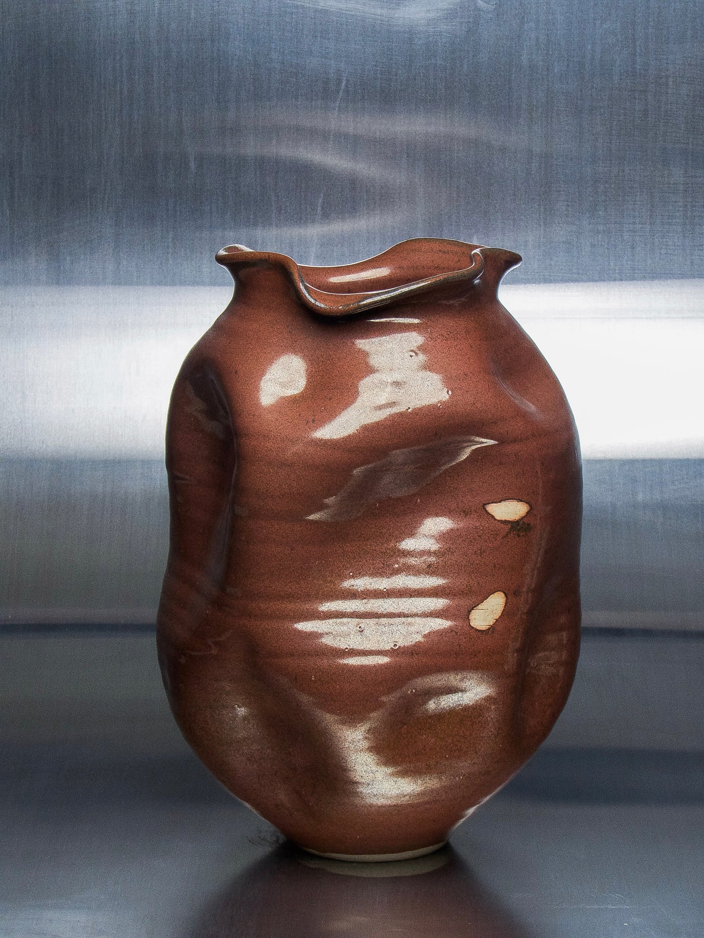 lump vase #003 (rust)