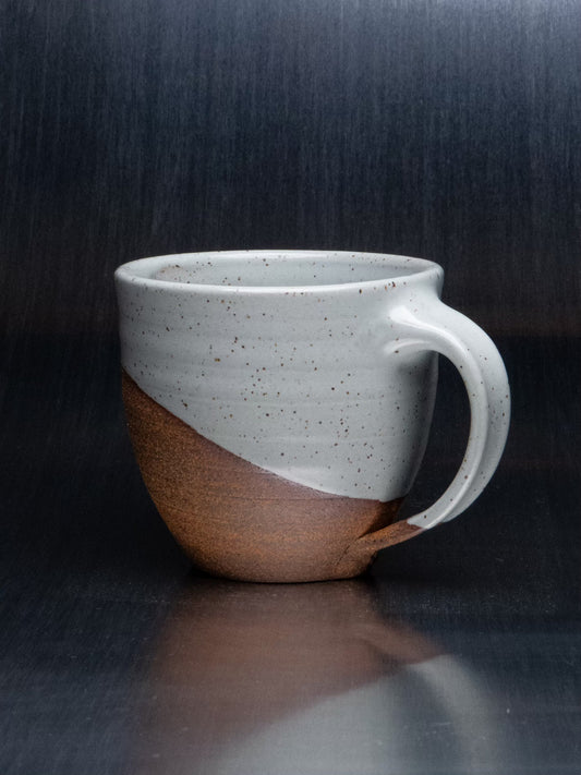 mug (dark clay/gray glaze)